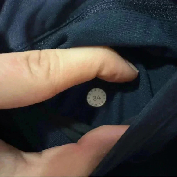 Lululemon ABC  Classic men’s trouser 34W 28” long - Picture 7 of 7